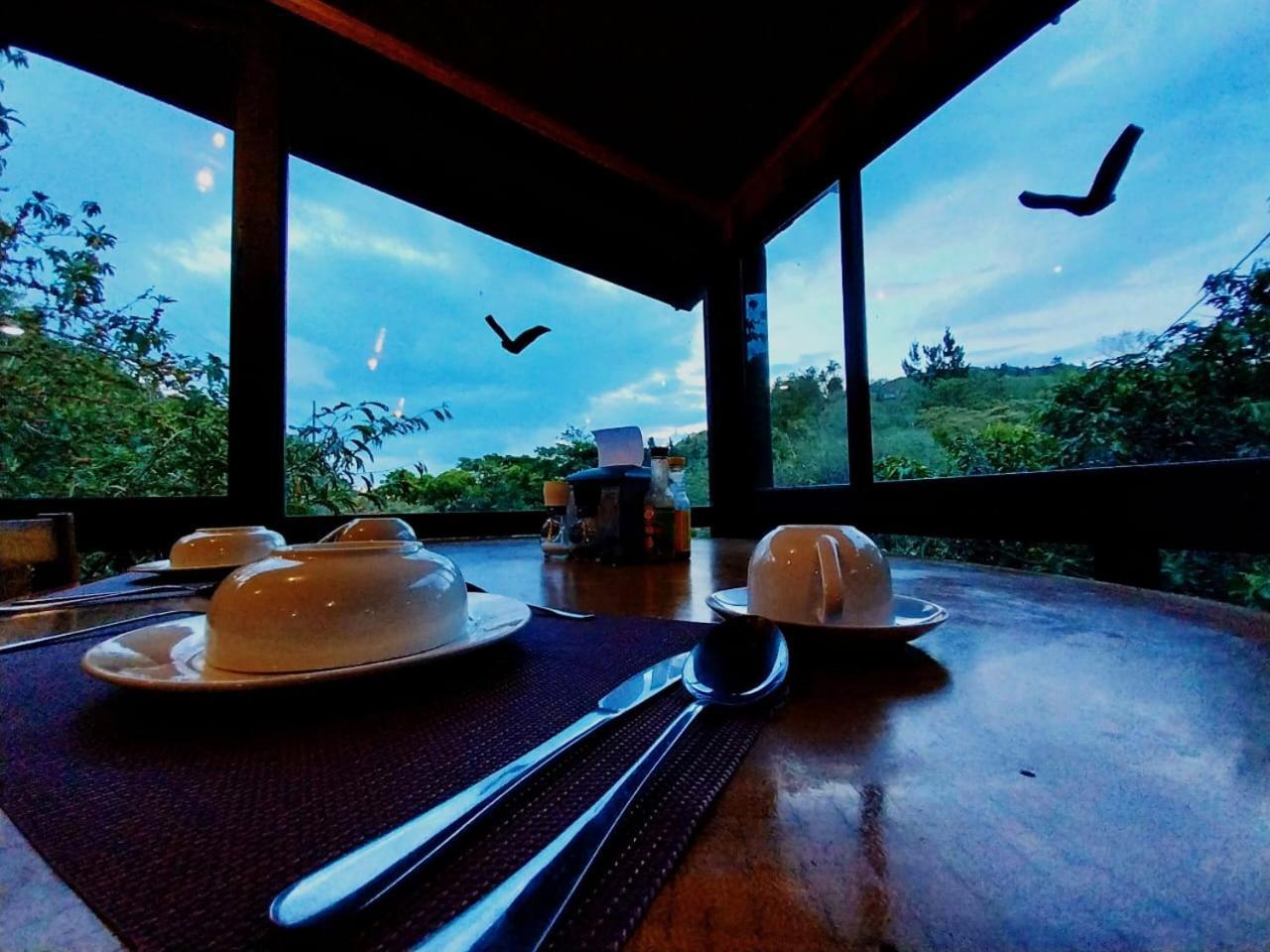 Belcruz Family Lodge Monteverde Extérieur photo